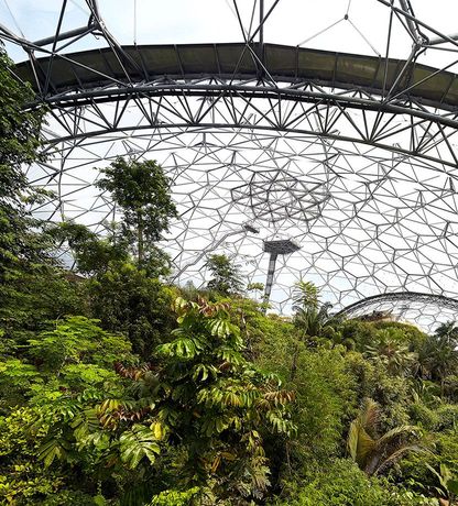 Eden Project 832x920