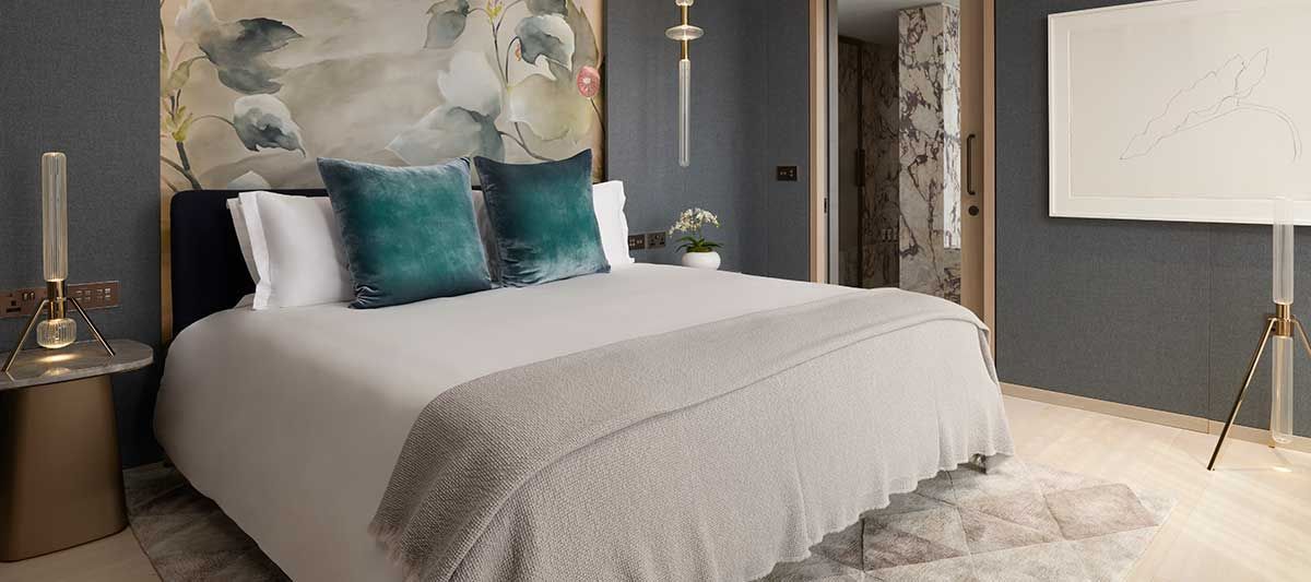 Pan_Pacific_London_Pan_Pacific_Suite_Bedroom_Jack_Hardy_2021-(1).jpg